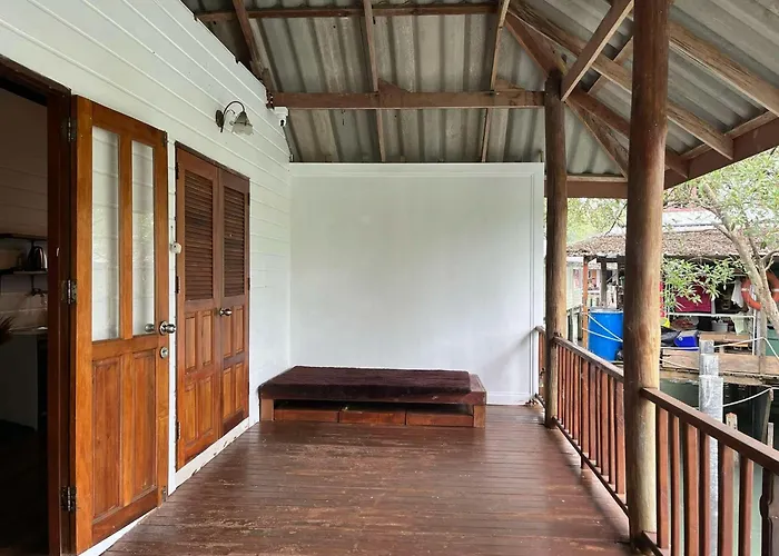 Ban Tha Ton Do Koh Yao Noi